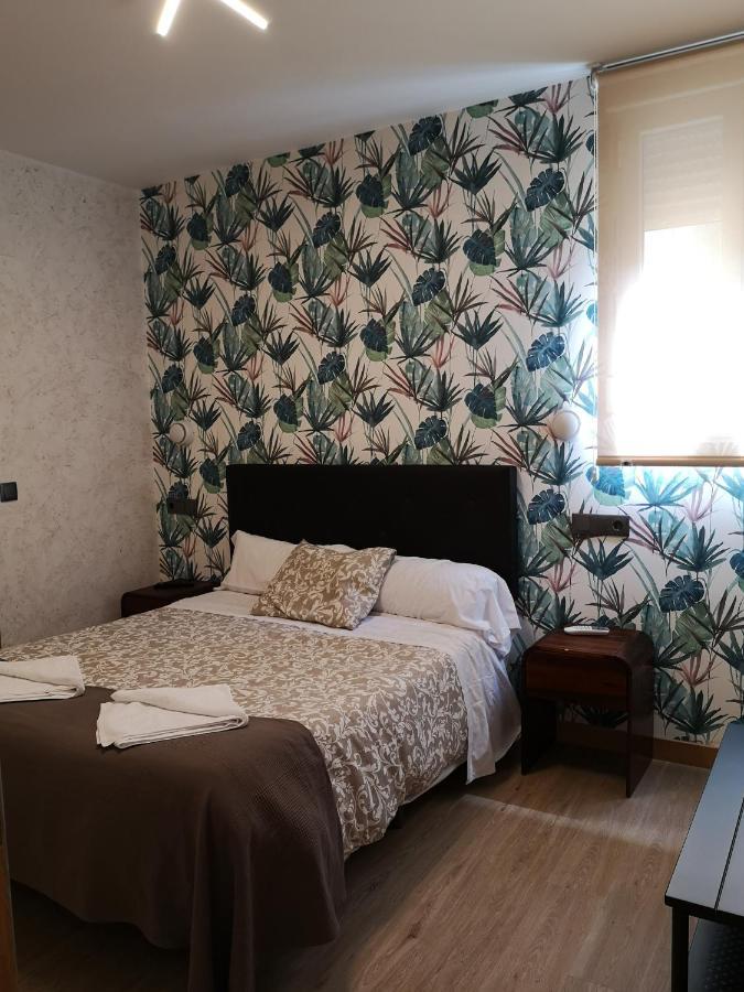 Hostal Juan Bravo Segovia Eksteriør bilde