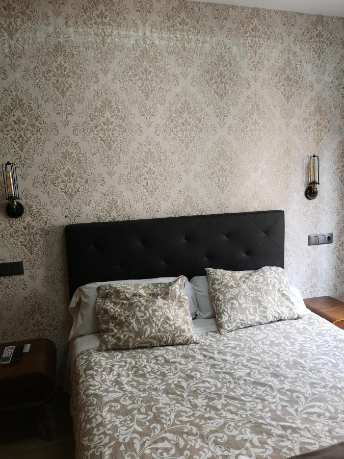 Hostal Juan Bravo Segovia Eksteriør bilde