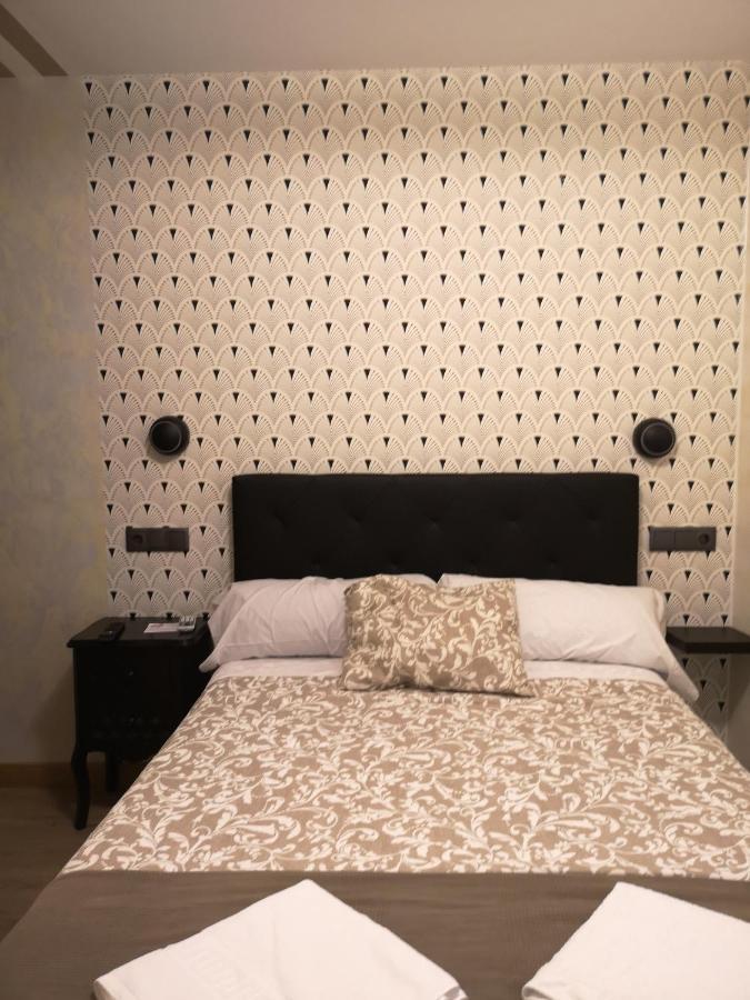 Hostal Juan Bravo Segovia Eksteriør bilde